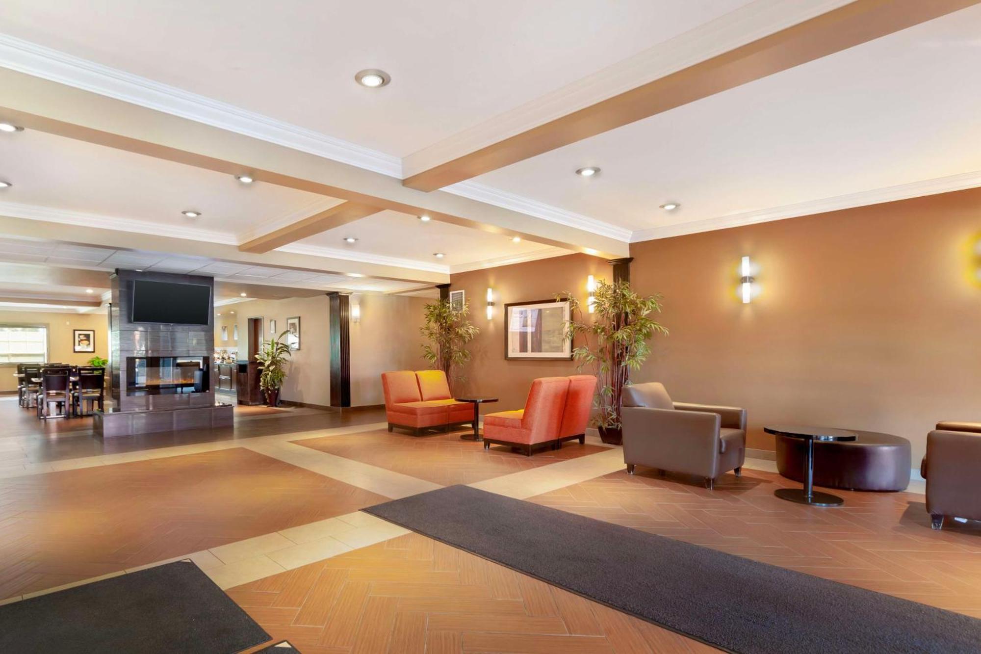 Best Western Plus Peace River Hotel&Suites Exterior foto